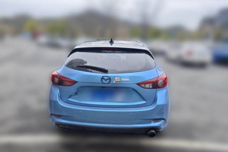 Used Mazda Mazda 3 Axela 2017 Hatchback 1.5L Automatic Comfort Model Emission Standard China V

