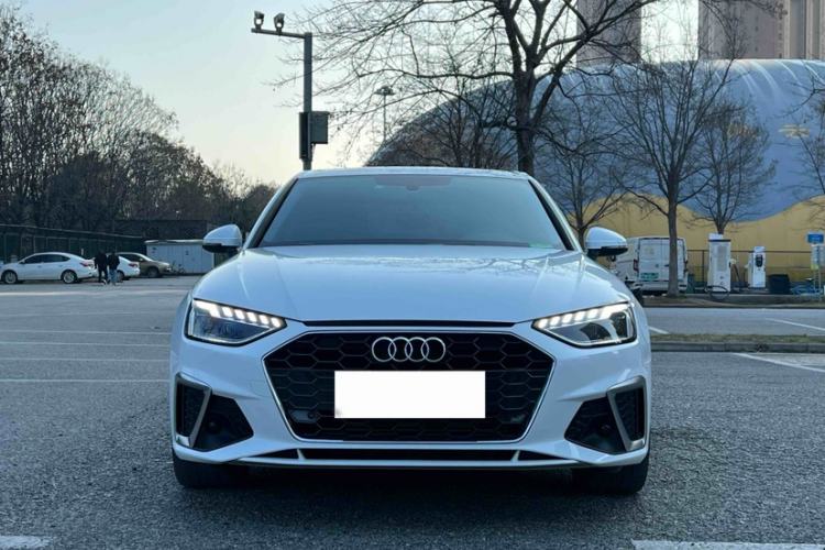 Used Audi A4L 2022 40 TFSI Fashion Dynamic Model
