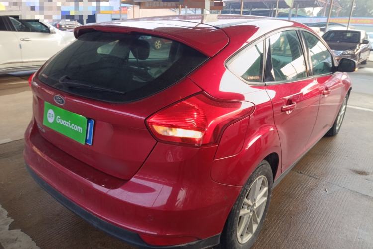 Used Ford Focus 2015 Hatchback 1.6L Automatic Fashion Edition
