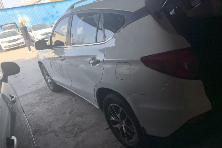 Used BYD Song 2016 1.5TI Manual Luxury Model
