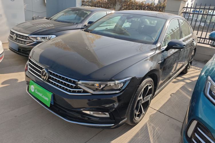 Used Volkswagen Magotan 2023 2 Million Units Commemorative Edition 330TSI DSG Luxury Version
