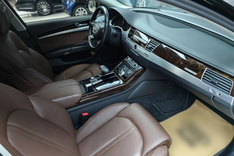 Used Audi A8 2016 A8L 45 TFSI quattro Comfort model
