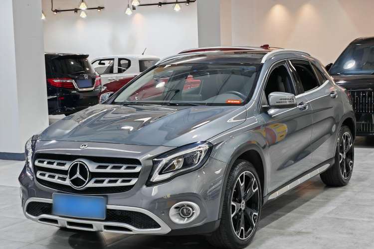 Used Mercedes-Benz GLA 2017 GLA 220 4MATIC Fashion Model
