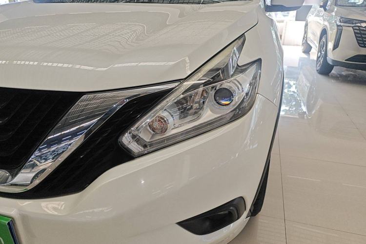 Used Nissan Murano 2019 2.5L XE Two-Wheel Drive Elite Version China VI Standard
