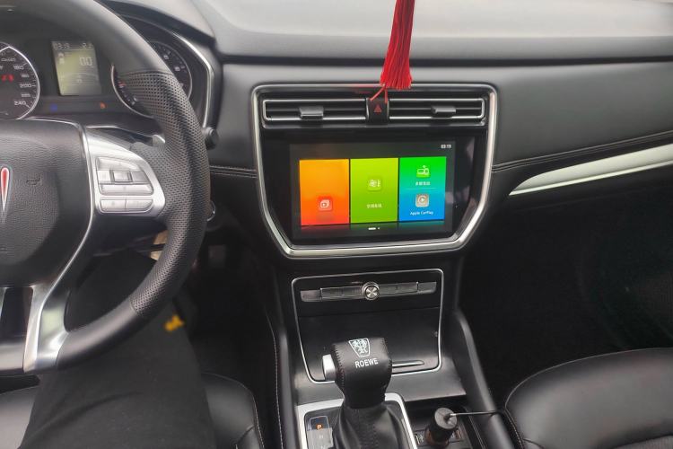 Used Roewe RX8 2018 30T Two-Wheel Drive Flagship Edition
