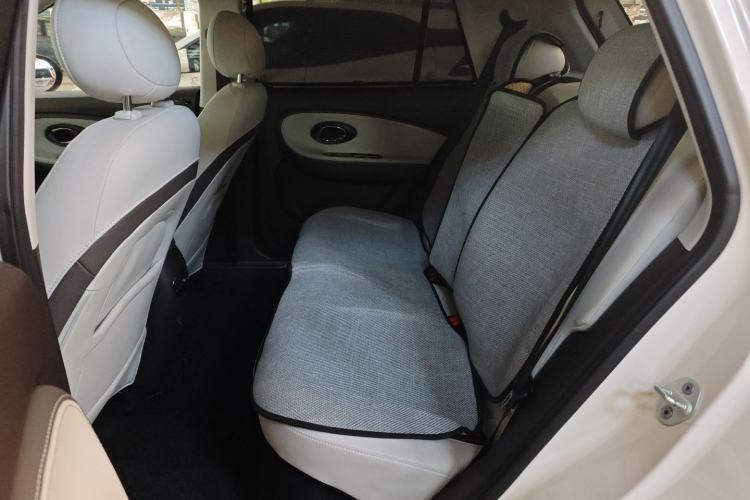 Used  3 2023 505km Air