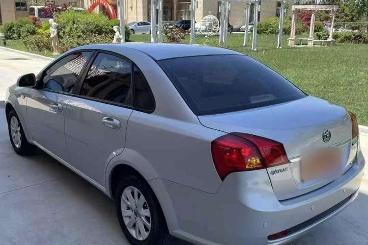 Used Buick Excelle 2015 1.5L Automatic Classic Model
