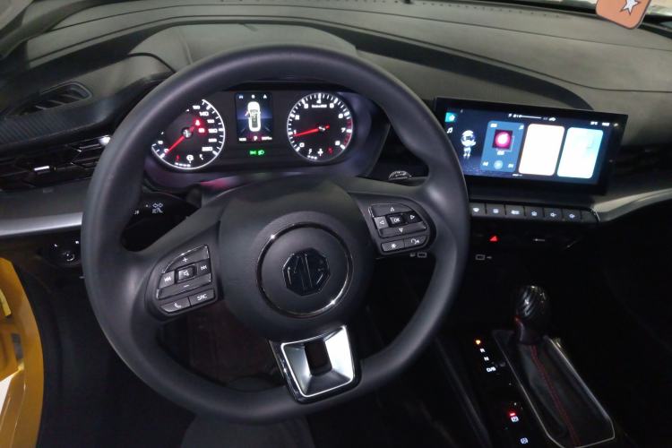 Used MG 5 2021 180 DVVT CVT Youthful Style Edition