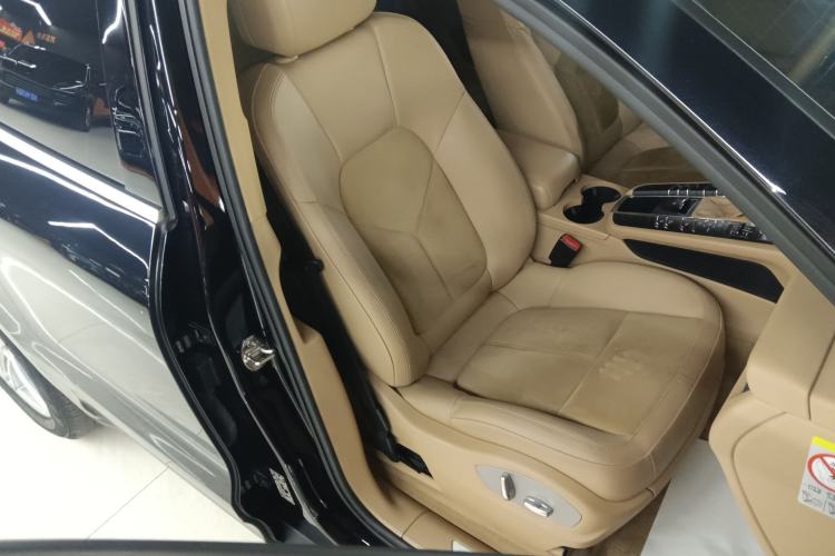 Used Porsche Macan 2014 Macan 2.0T
