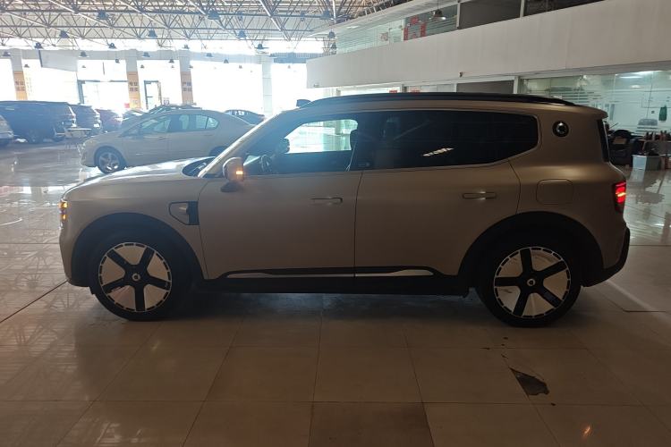 Used  #5 2024 Ultra-Long Range Extraordinary Journey Luxury Edition
