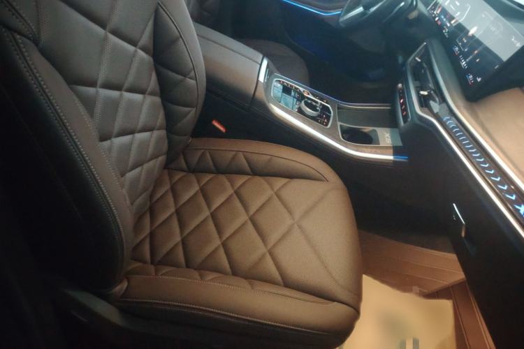 Used BMW X5 2023 xDrive 30Li Luxury M Sport Night Edition Package
