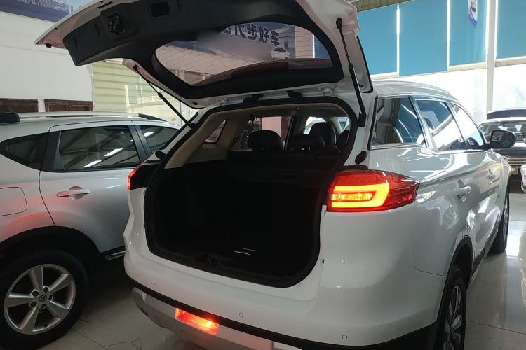 Used Geely Auto Emgrand X7 Sport 2016 1.8TD Automatic ZhiShang Model
