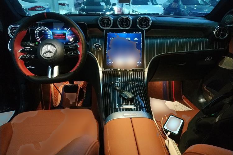 Used Mercedes-Benz GLC 2023 Refreshed GLC 300 L 4MATIC Dynamic Version 7-Seater
