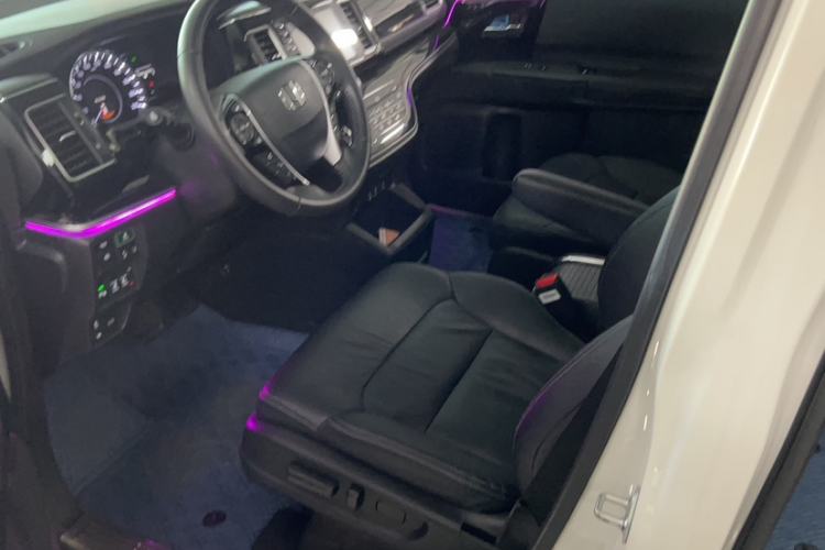Used Honda Elysion 2019 2.0L Hybrid Comfort Edition

