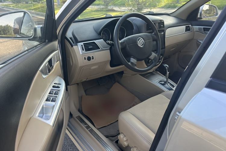 Used Buick Excelle 2013 1.5L Automatic Classic Model
