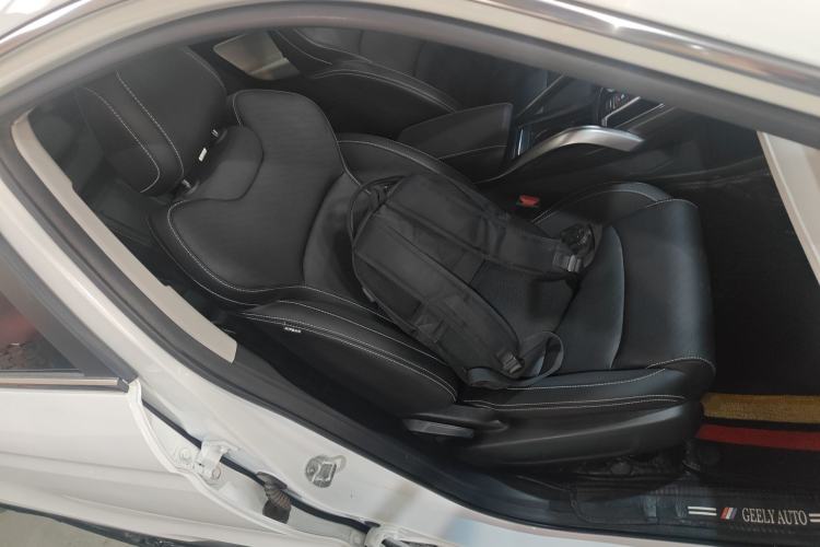 Used Geely Auto Emgrand X7 Sport 2022 Boyue X 1.8TD DCT ZhiZun Edition
