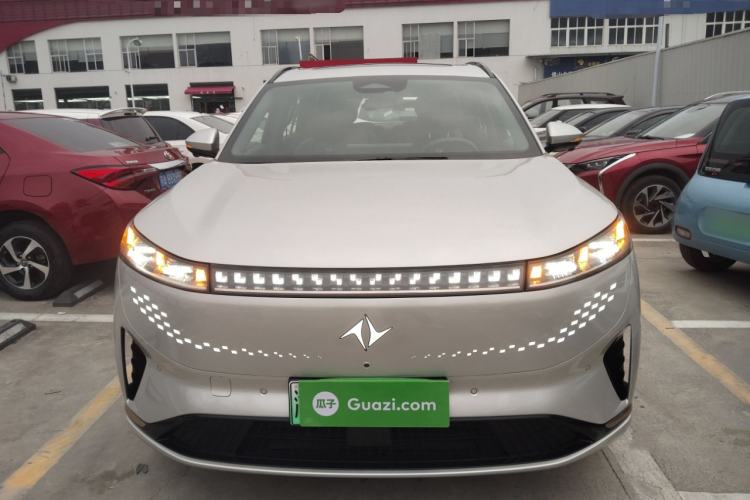 Used  eπ008 2024 210Max Range-Extended Version 6 Seats