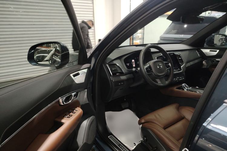 Used Volvo XC90 New Energy 2025 T8 Luxury Prestige 7-Seater