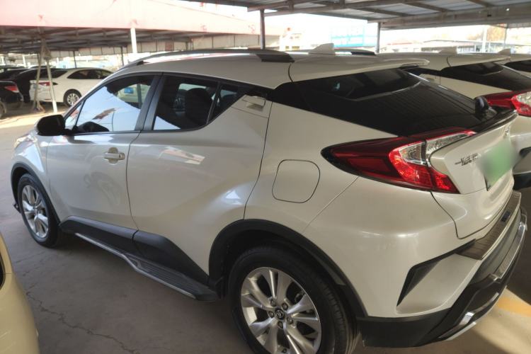 Used Toyota IZOA 2021 2.0L Enjoy Edition

