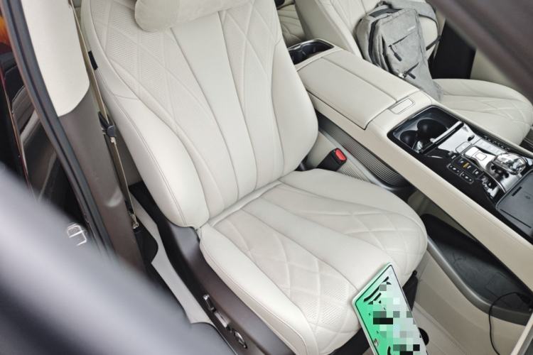 Used Denza D9 2024 DM-i 980 Four-Wheel Drive Flagship Model