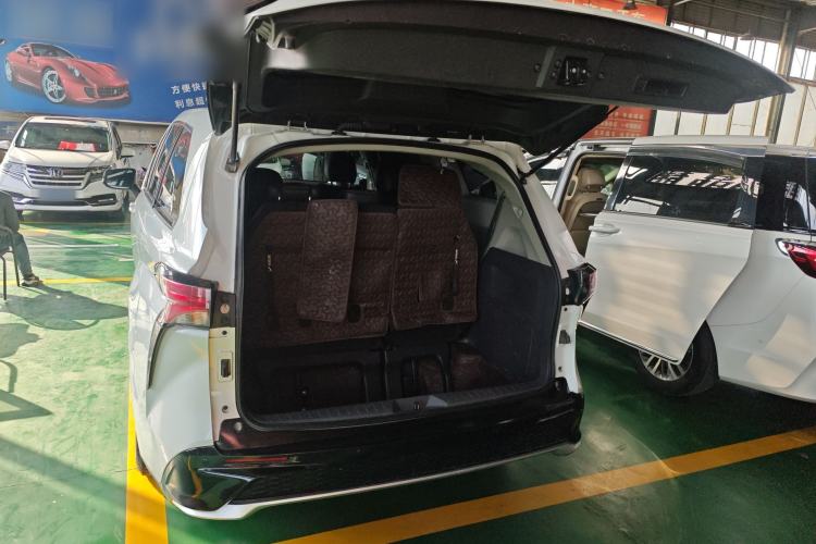 Used Toyota Sienna 2021 2.5L Hybrid Comfort Edition
