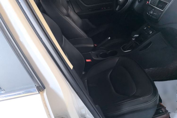 Used Bestune X40 2019 1.6L Automatic Connected Smart Cool Version China VI