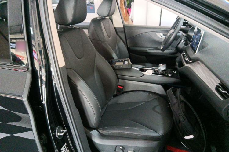 Used Hongqi E-QM5 2024 610 km PLUS