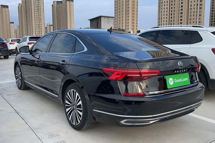 Used Volkswagen Passat 2020 Revised Version 330TSI Luxury Edition China VI Standard
