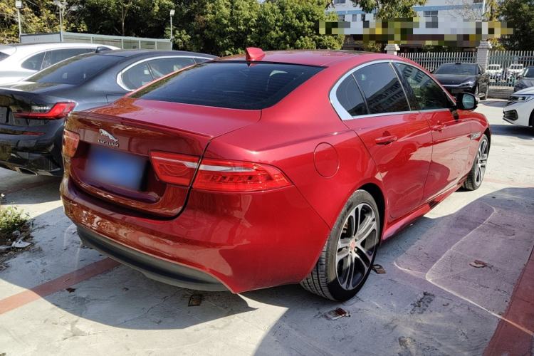 Used Jaguar XE 2017 2.0T 200 PS R-Sport