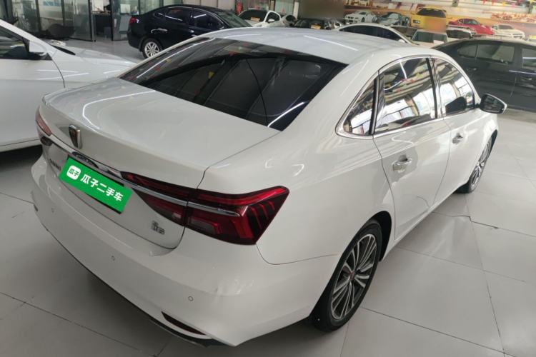 Used Roewe i6 2020 PLUS 1.6L CVT 4G Connected Glory Flagship Edition
