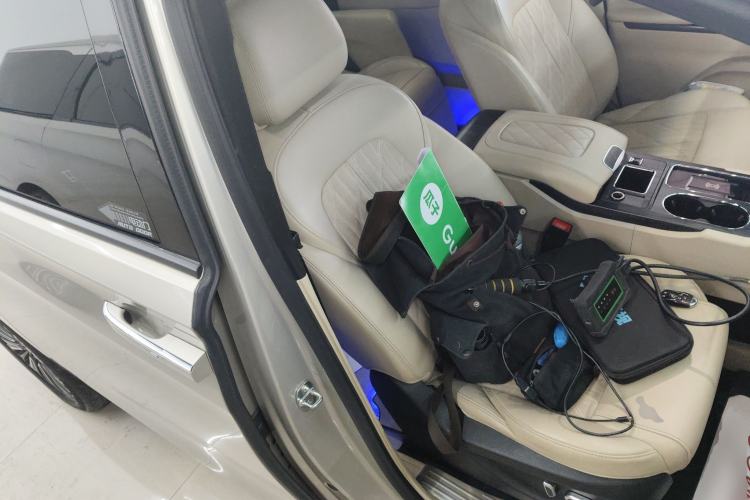 Used Buick GL8 2022 ES Land Cruiser 653T Luxury Model