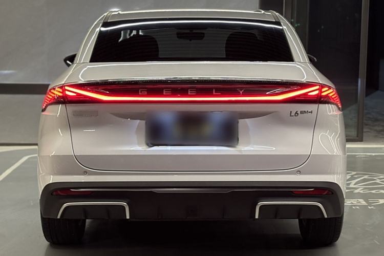 Used  L6 2025 EM-i 60km Launch Edition
