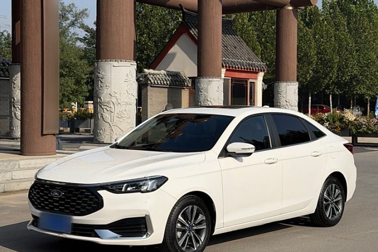 Used Ford Escort 2021 1.5L Automatic Diamond Edition
