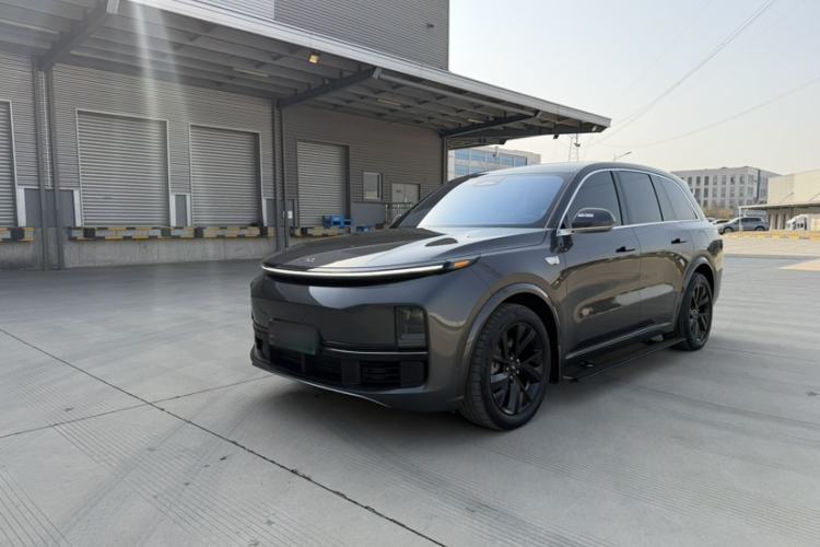 Used Li Auto L8 2023 Pro Model
