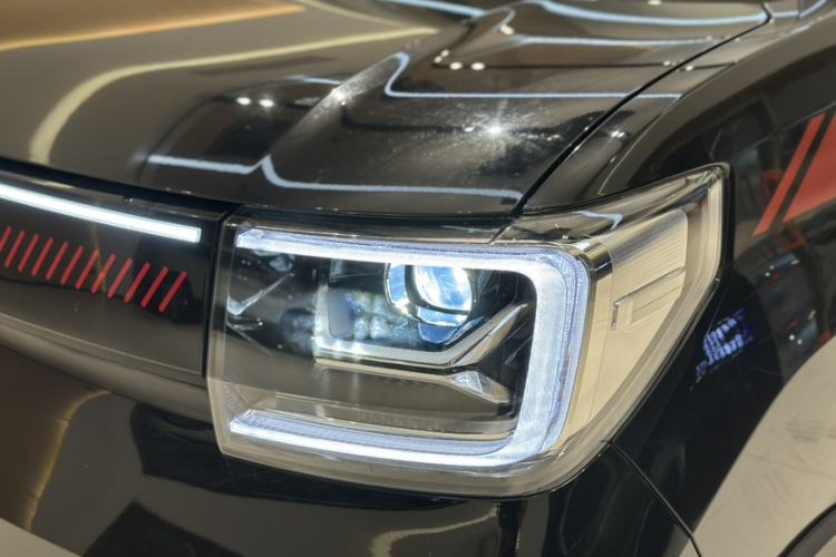 Used Wuling Hongguang MINIEV 2022 GAMEBOY 300km Enthusiast Model with Lithium Iron Phosphate
