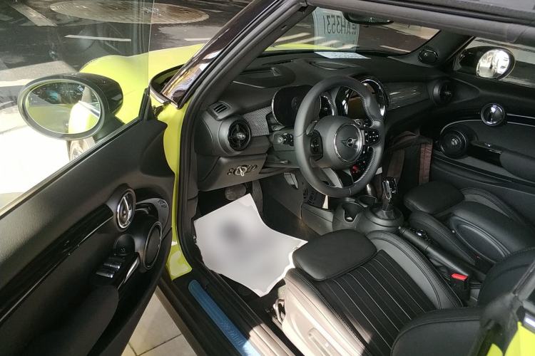 Used  MINI 2023 Revised 2.0T COOPER S CABRIO Artist
