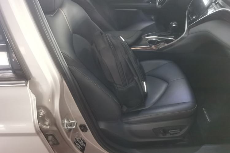 Used Toyota Camry 2019 Revised Version 2.0G Luxury Edition