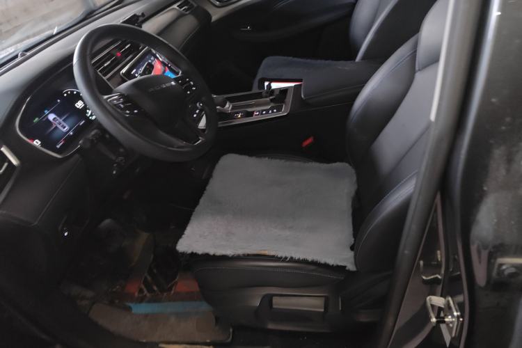 Used Roewe RX5 2023 PLUS 330TGI Automatic Trendsetting Smart Edition
