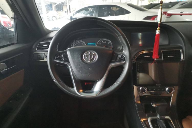 Used Brilliance V5 2014 1.5T Automatic Two-Wheel Drive Luxury Version
