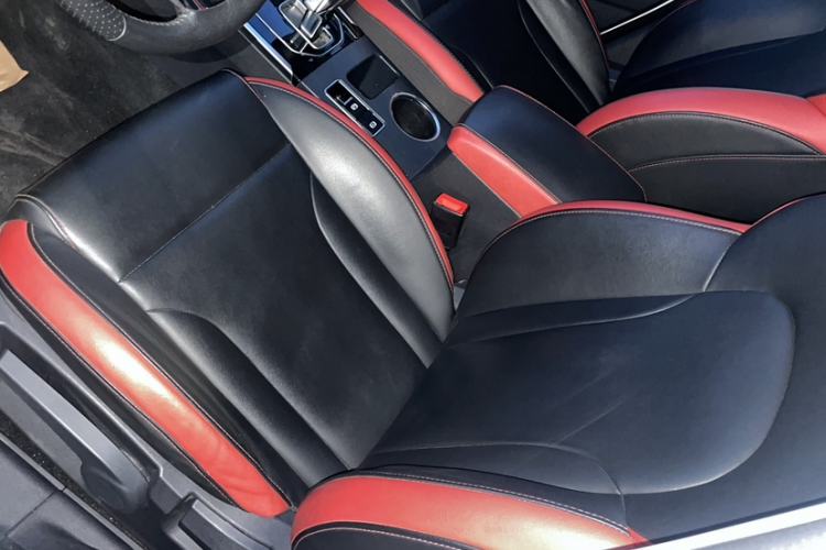 Used Haval H2 2018 Red-Label 1.5T Dual-Clutch Two-Wheel-Drive Luxury Model