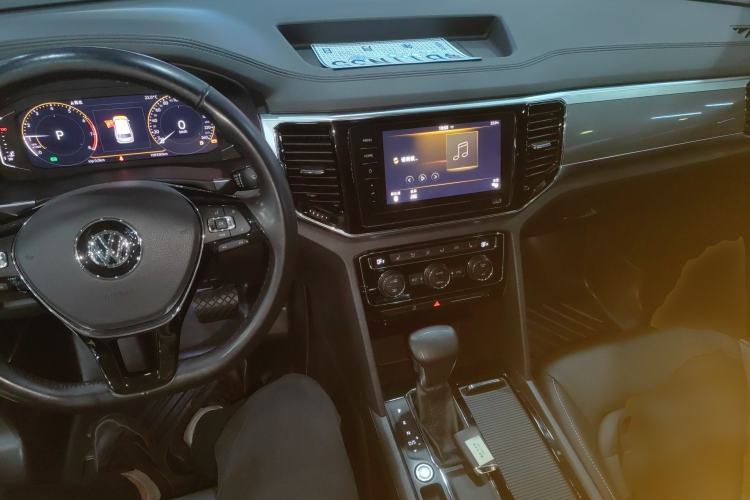 Used Volkswagen Teramont 2020 330TSI Two-Wheel-Drive Luxury Edition China VI Standard
