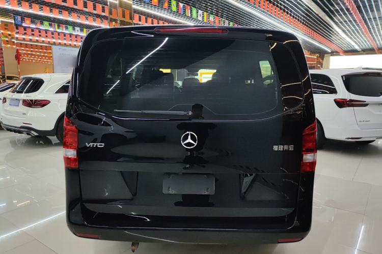 Used Mercedes-Benz Vito 2021 2.0T Elite Version 7 Seats
