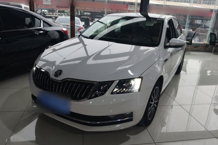 Used Skoda Octavia 2019 TSI230 DSG Luxury Edition
