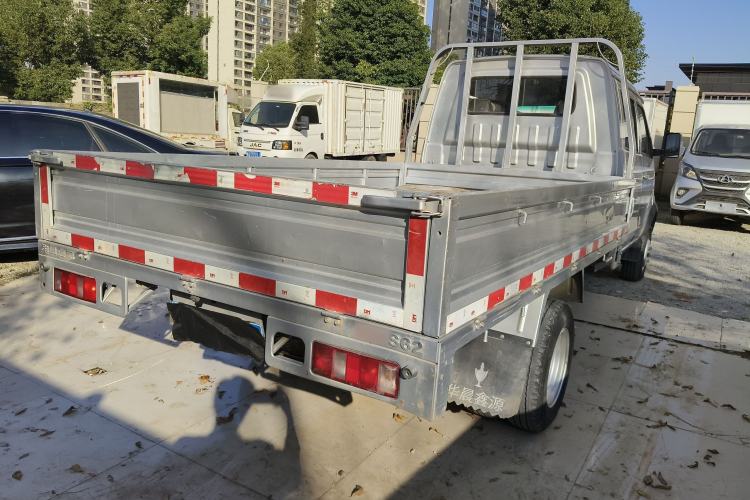 Used Jinbei Gold Card S6 2023 1.6L Manual Double-Cab Standard Version with 3.0-Meter Cargo Bed SWD16MS