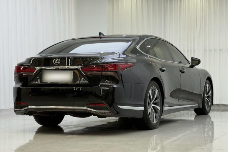 Used Lexus LS 2021 500h Excellence Edition
