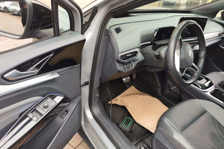 Used Volkswagen ID.4 CROZZ 2021 Long-Range Lite PRO Two-Wheel Drive Version