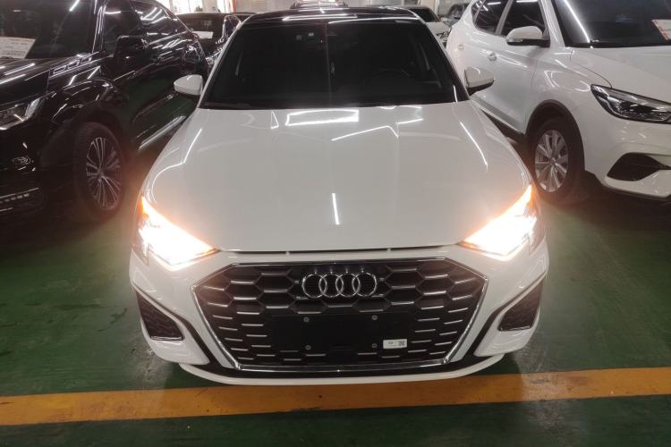 Used Audi A3 2021 Sportback 35 TFSI Fashionable Sports Model
