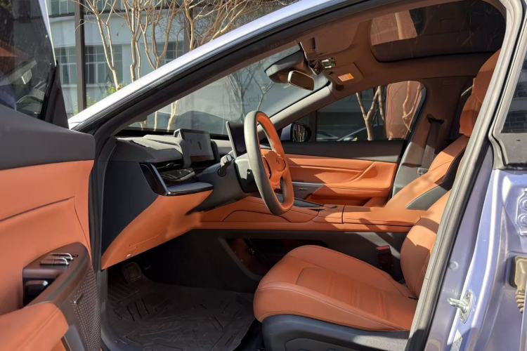 Used  eπ007 2024 Pure Electric 540 All-Wheel Drive Max Edition
