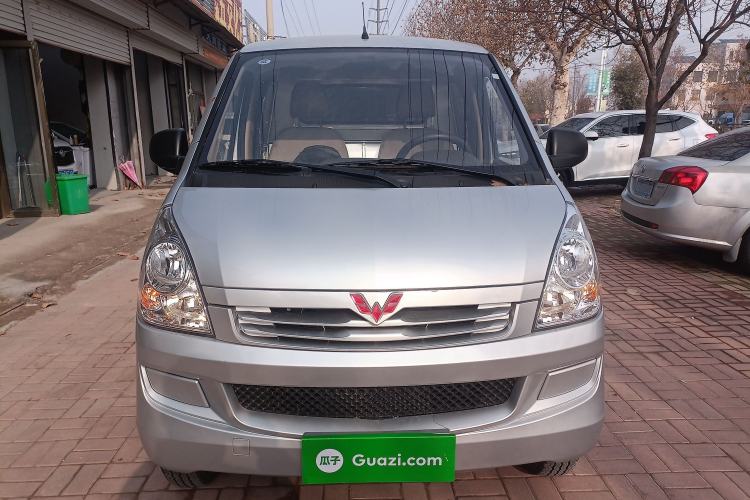 Used Wuling Rongguang S 2023 1.5L Basic Enclosed-Window Vehicle 2 Seats
