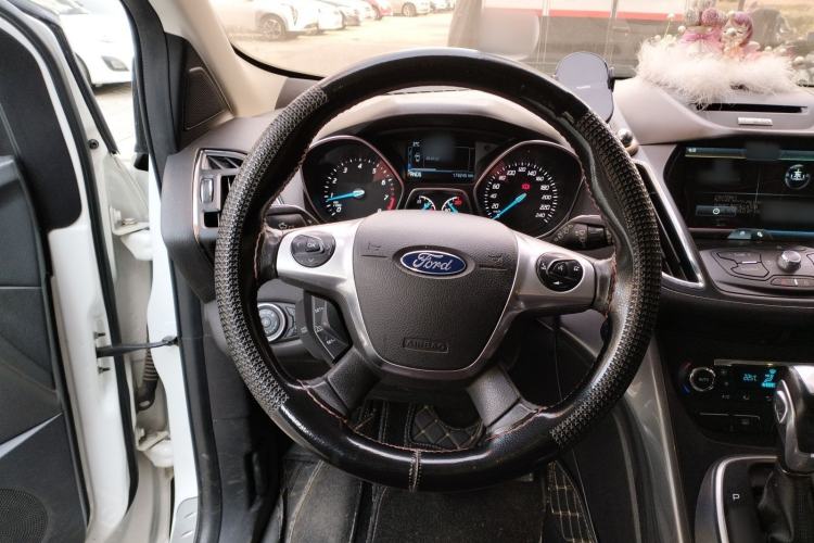 Used Ford Kuga 2015 1.5L GTDi Four-Wheel-Drive Elite Model
